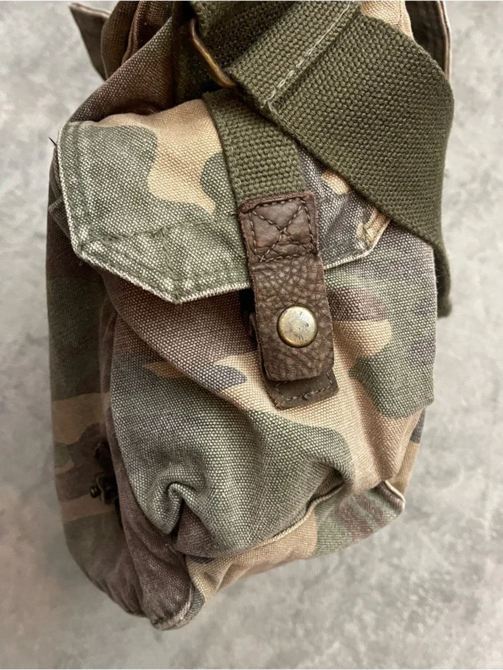 Old Navy Camo Messenger Bag Satchel Vintage 90s Woodland Y2K